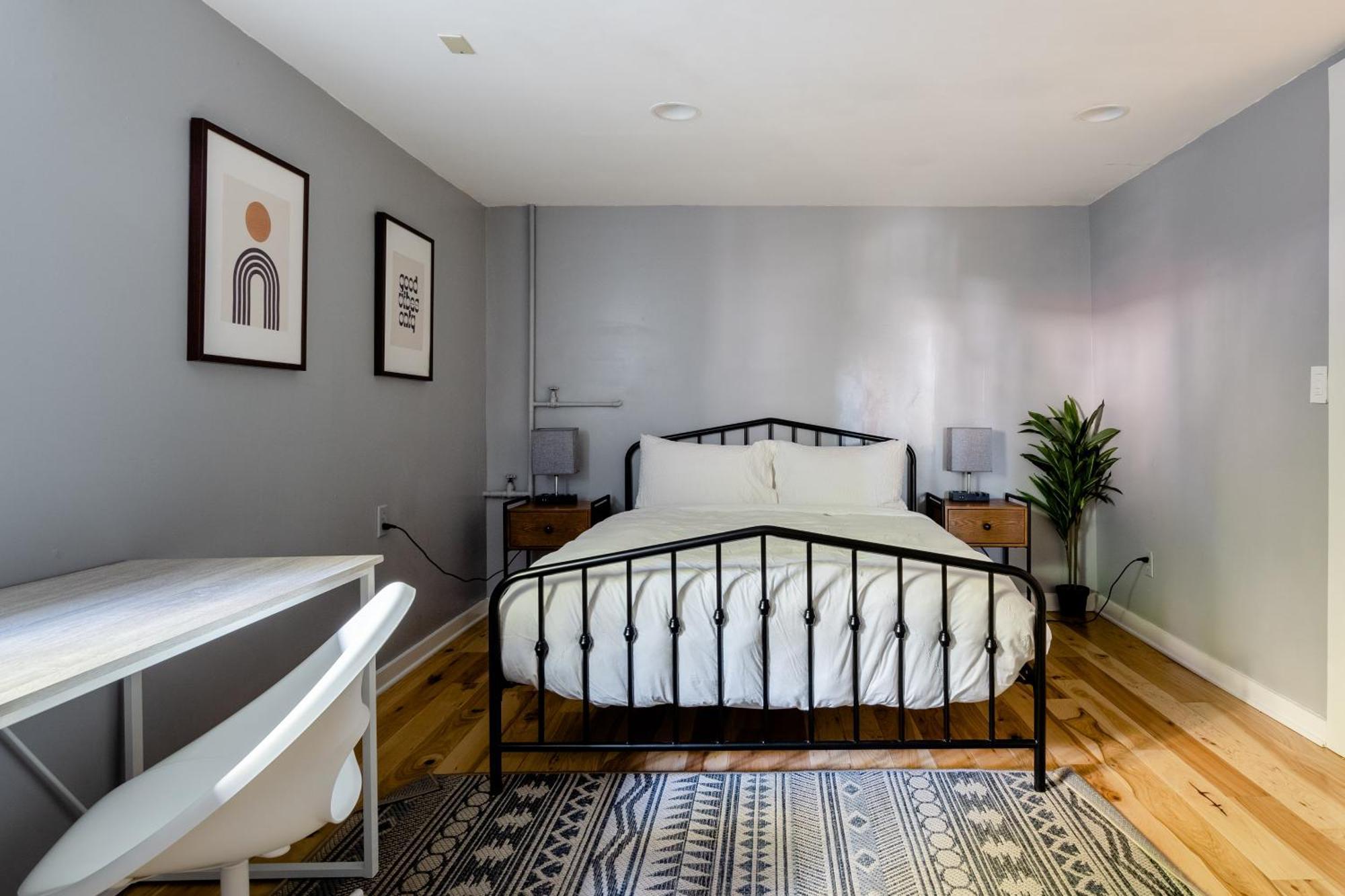 Holiday home Collection - Buckman Bliss, Quiet Oasis Near Portland's Pulse