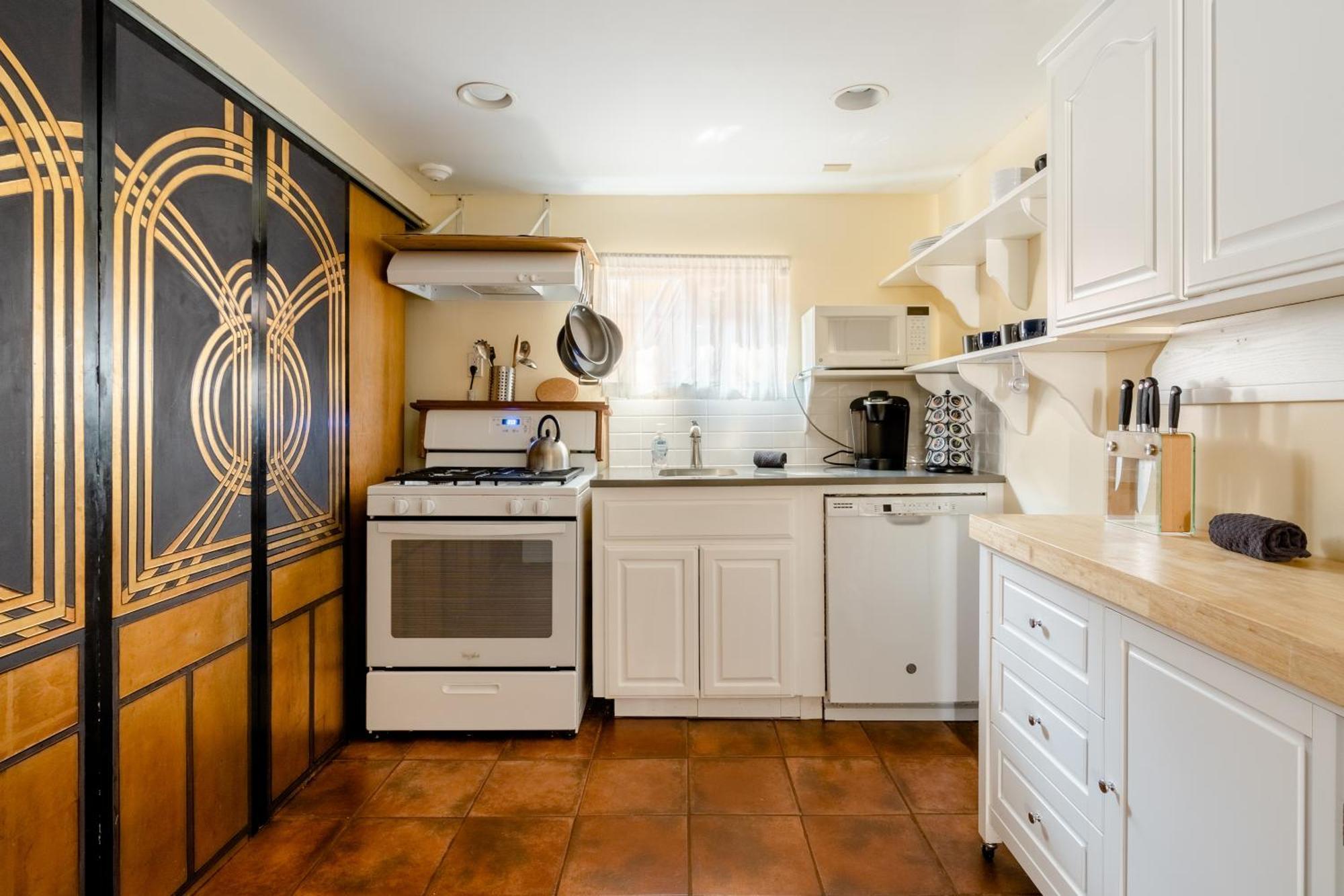 Holiday home Collection - Buckman Bliss, Quiet Oasis Near Portland's Pulse Portland